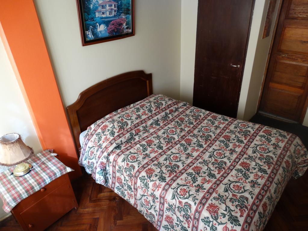 Presidente Inn Puno Bagian luar foto