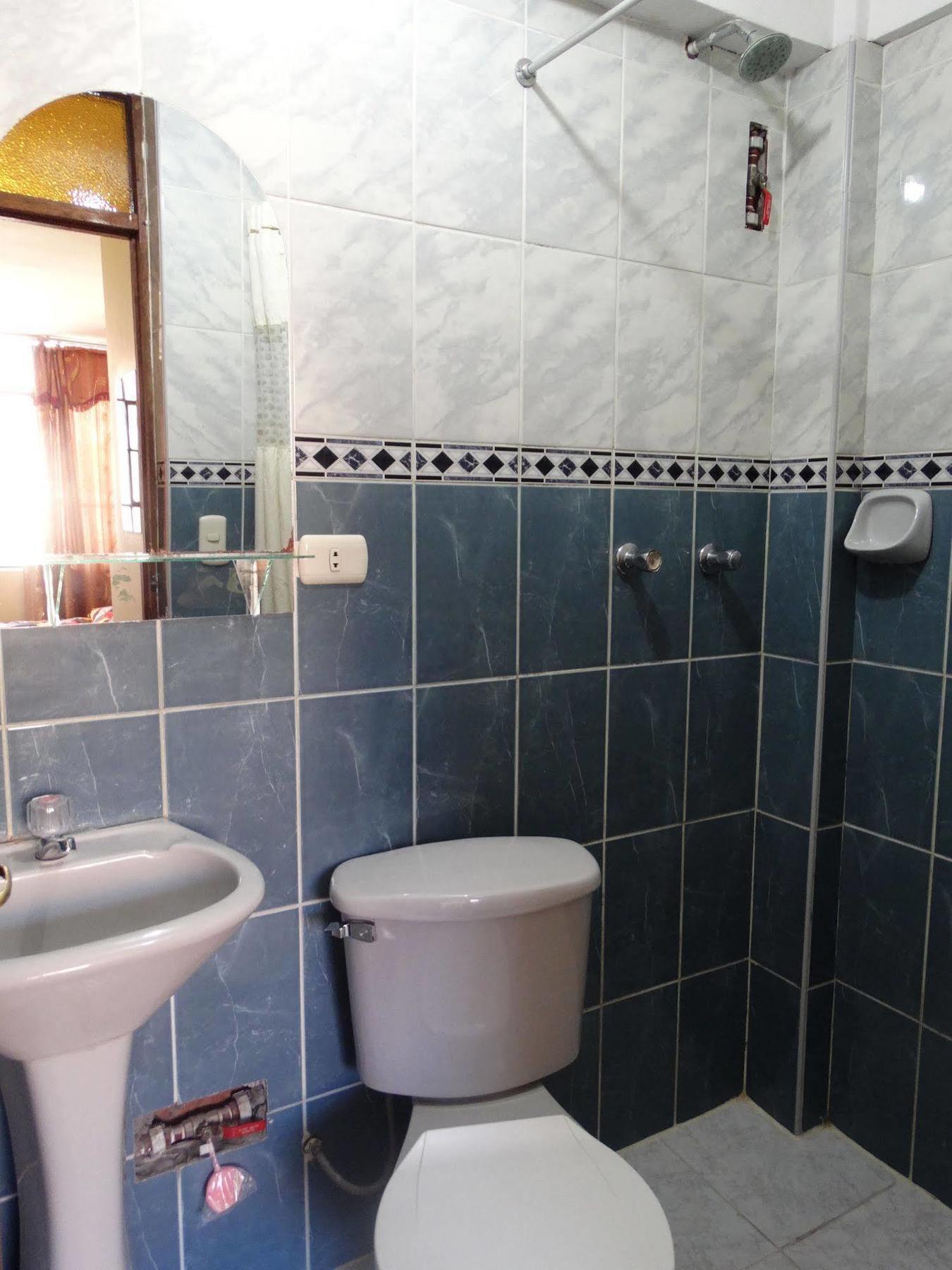 Presidente Inn Puno Bagian luar foto