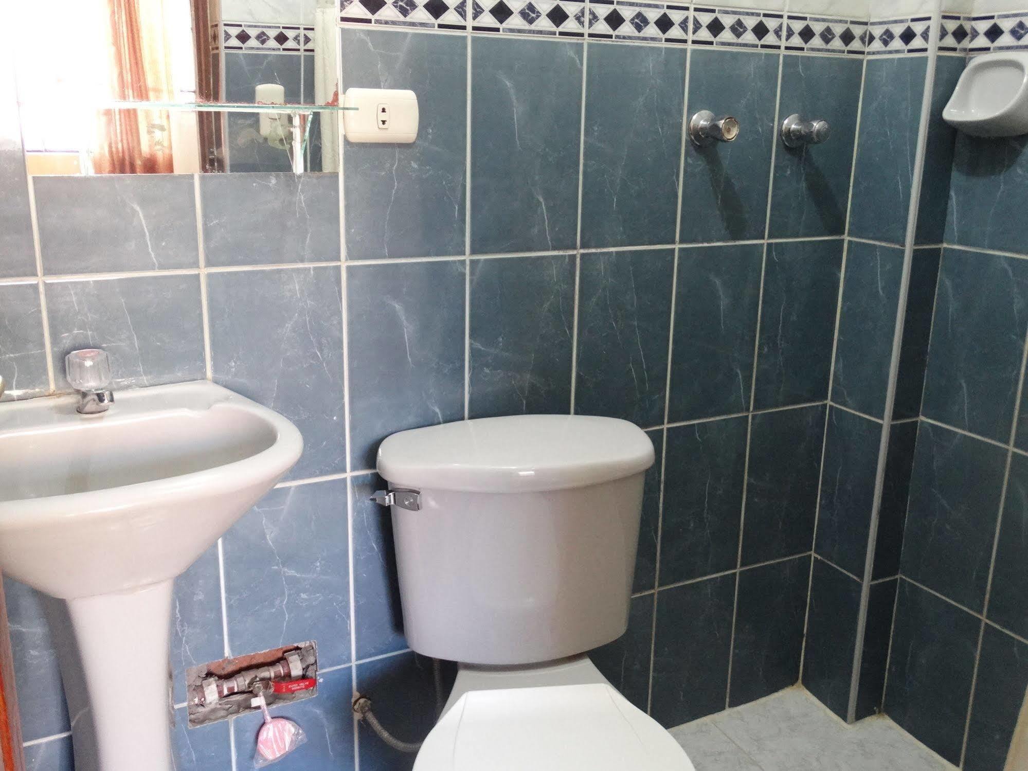 Presidente Inn Puno Bagian luar foto