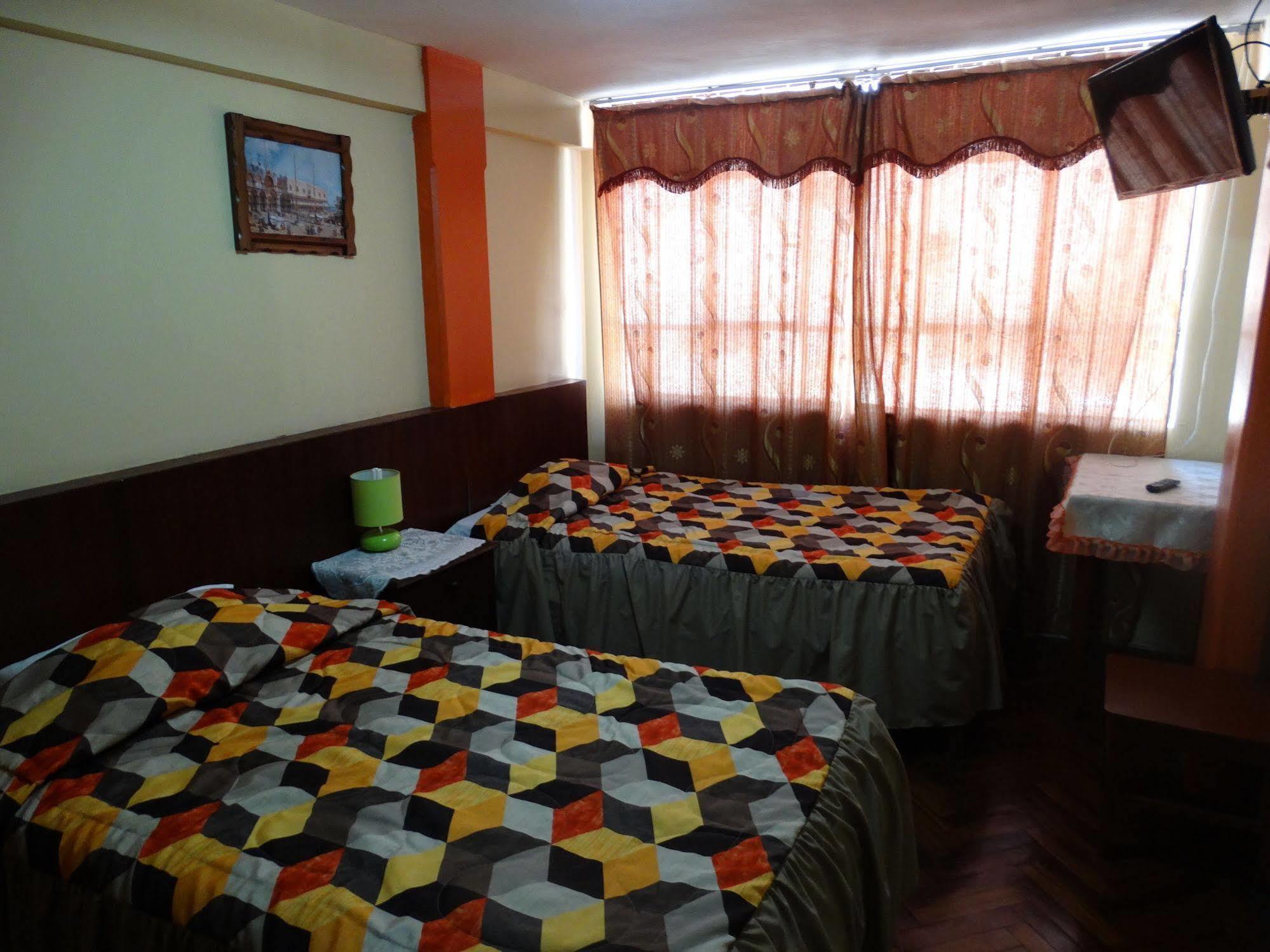 Presidente Inn Puno Bagian luar foto